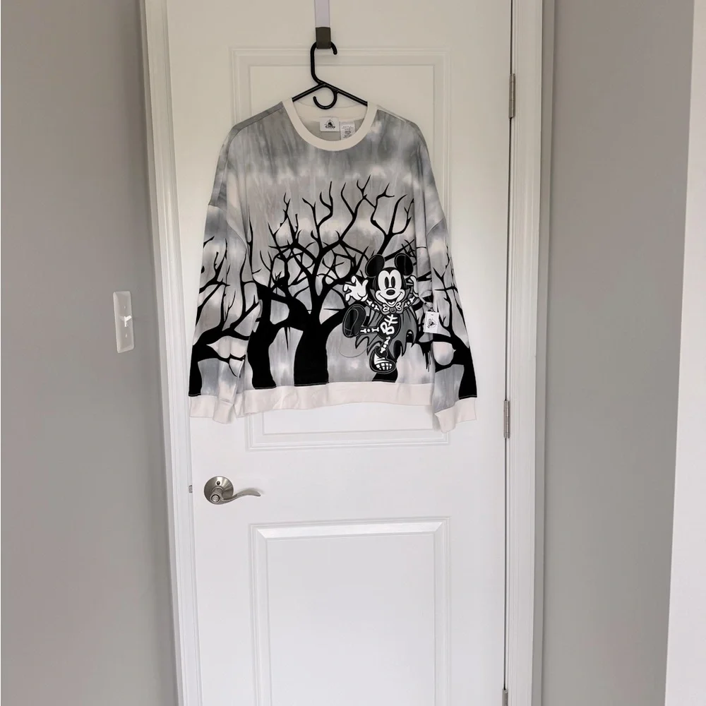 SOLD - Disney Parks Halloween Vampire Mickey Spooky Pullover Sweater (Size:L) - Picture 6 of 15